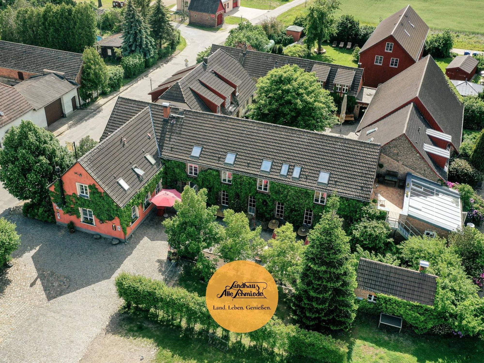 Landhaus Alte Schmiede Niemegk  Экстерьер фото